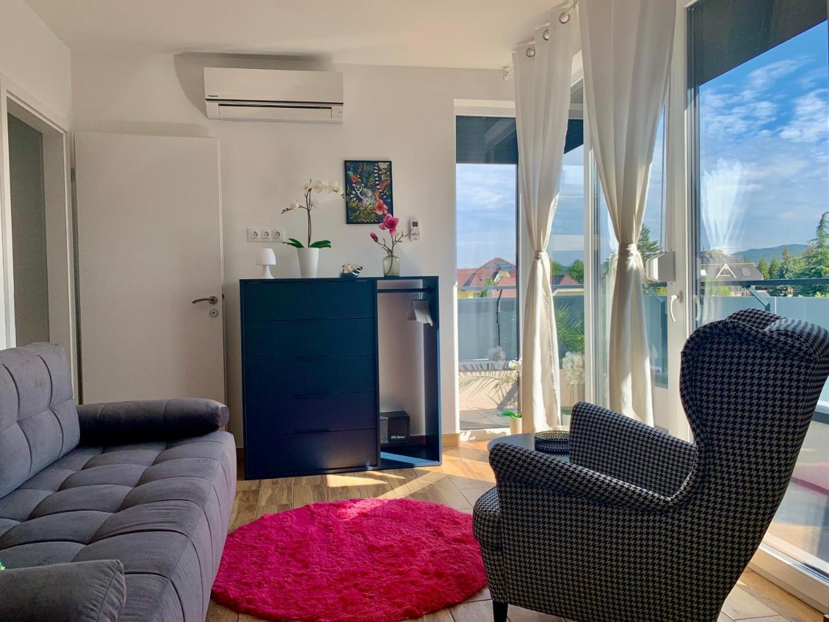 Madagascar Apartman Keszthely Buitenkant foto